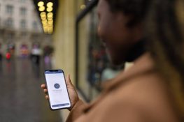 maintaining security consciousness online