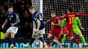 McTominay scores for Scotland against Spain