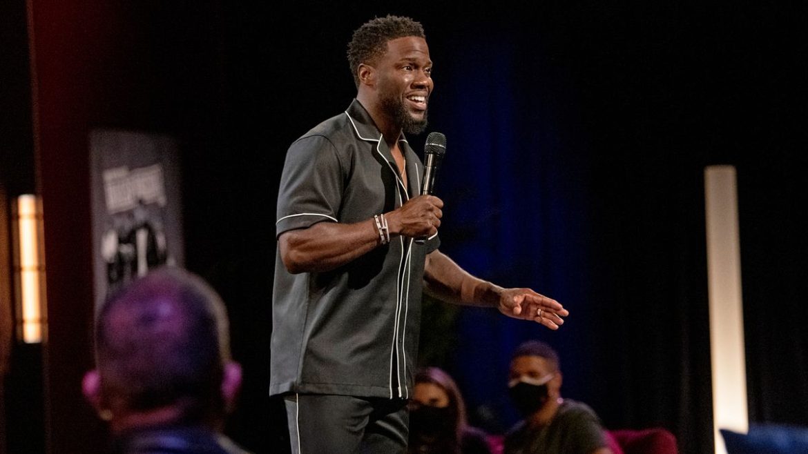 Comedy Star Kevin Hart performing Stand Up